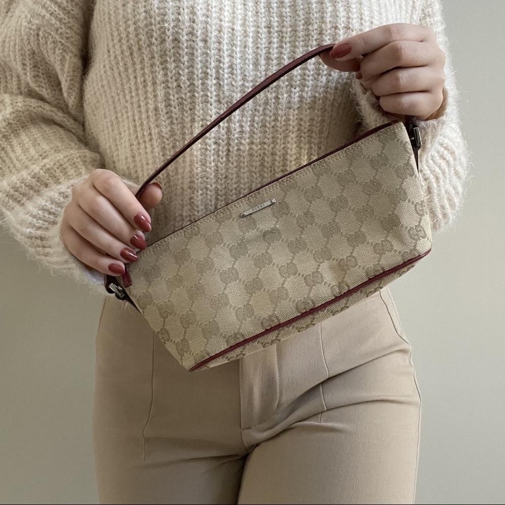 SOLD 🥰 Gucci GG Canvas Beige/Pink Boat Pochette